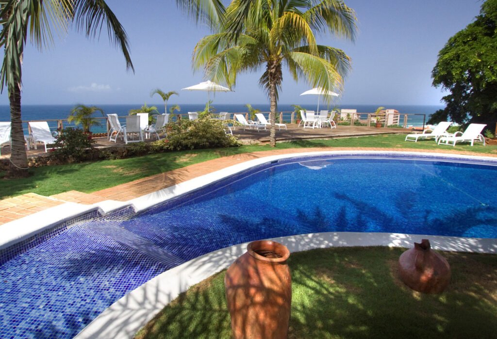 Casas de playa para bodas íntimas en Margarita, Salones en jardines tropicales para bodas, Locaciones exclusivas para bodas en Playa Parguito, Bodas en Margarita,